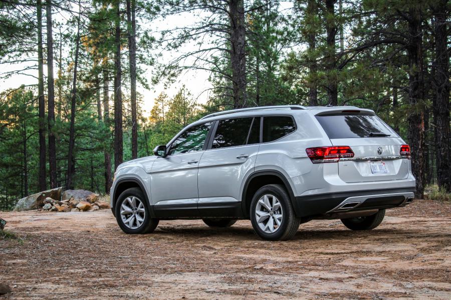  Volkswagen Atlas V6 2017 года  (фото 39 из 46)